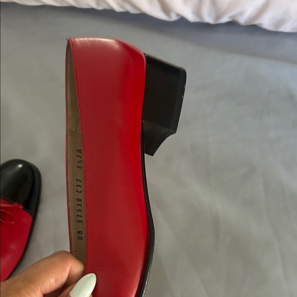 Salvatore Ferragamo Red and Black Flats - Picture 12 of 12